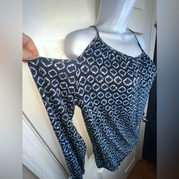 NWT Michael Kors MK Women’s Small Navy Cold Shoulder Long Sleeve Blouse Top S - Picture 2 of 14